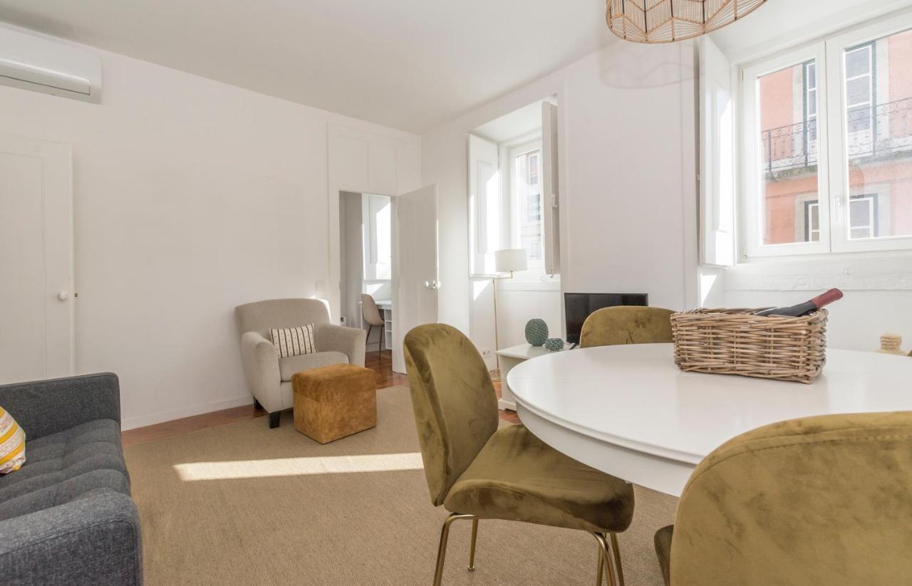 Live Like A Local @ Casa Da Esquina - Wifi & A/C Apartment Lisbon Exterior photo