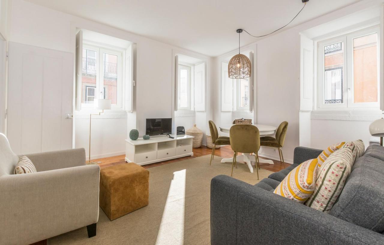 Live Like A Local @ Casa Da Esquina - Wifi & A/C Apartment Lisbon Exterior photo